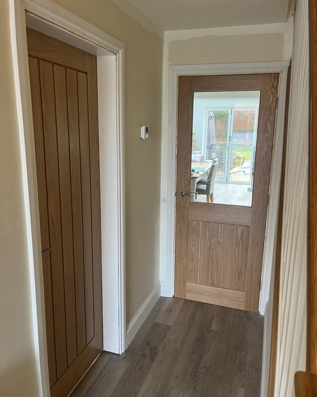 1981 x 686 x 35mm (27") Mexicano Oak Half Light Clear - Prefinished Internal Doors